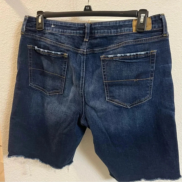 AMERICAN EAGLE 🦅 TOMGIRL BERMUDA - Picture 6 of 6